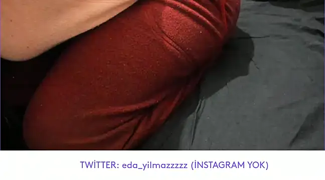 Snapshot of sexy_modelll chatting on March 9, 2:43 pm sexy modelll online show from March 9, 2:43 pm