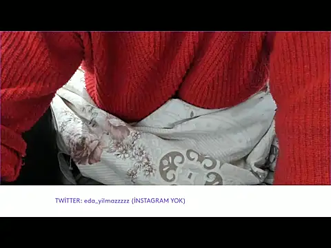 Snapshot of sexy_modelll chatting on November 15, 12:02 pm sexy modelll online show from November 15, 12:02 pm