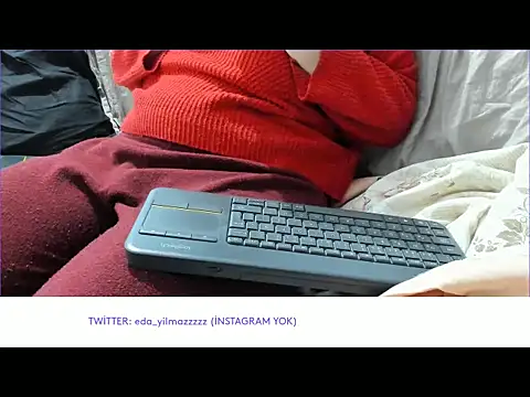 Snapshot of sexy_modelll chatting on November 16, 12:44 pm sexy modelll online show from November 16, 12:44 pm