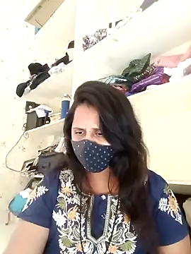 Snapshot of Indiantina chatting on November 28, 9:12 am Indiantina online show from November 28, 9:12 am