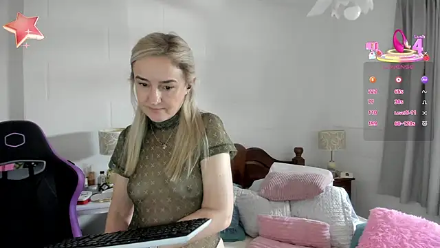 Snapshot of 1Sweetnina chatting on November 5, 5:35 pm 1Sweetnina online show from November 5, 5:35 pm