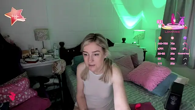 Snapshot of 1Sweetnina chatting on November 10, 7:02 pm 1Sweetnina online show from November 10, 7:02 pm