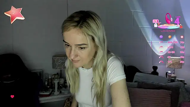 Snapshot of 1Sweetnina chatting on November 11, 9:04 pm 1Sweetnina online show from November 11, 9:04 pm