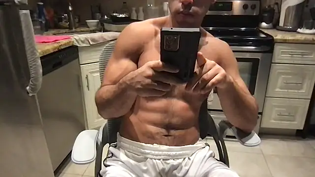 BigGuyMuscle online show from February 18, 7:04 am