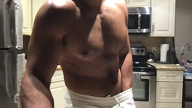 BigGuyMuscle online show from June 22, 3:25 am