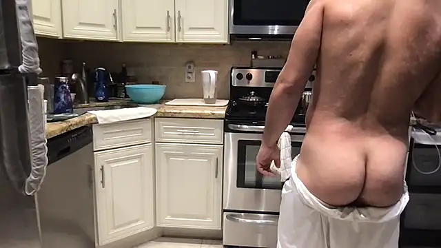 BigGuyMuscle online show from July 28, 5:45 pm