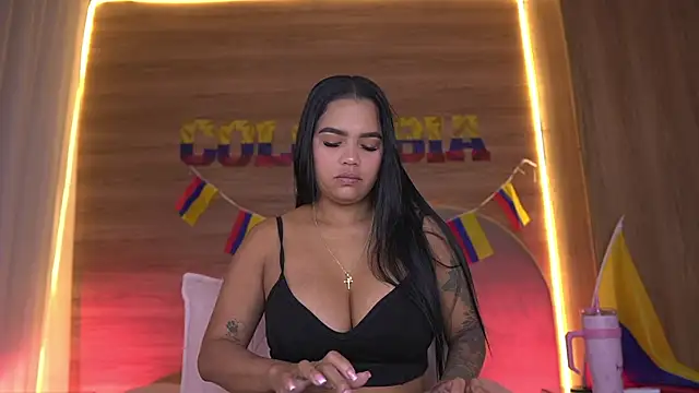 alexaa walker online show from June 22, 11:40 am