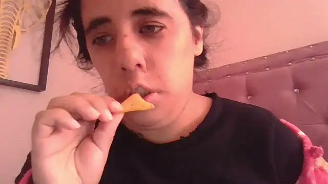 annarose19 online show from February 17, 5:52 pm