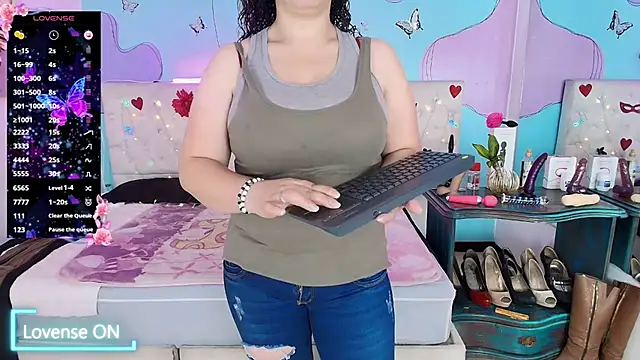 Snapshot of Zaly_mature chatting on July 14, 9:20 pm Zaly mature online show from July 14, 9:20 pm