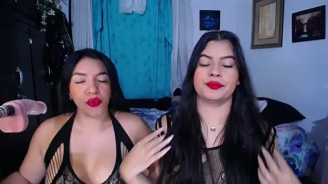 Sharlottee online show from March 14, 1:49 pm