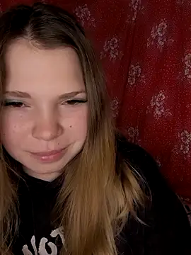 Snapshot of Zuli_Kiska chatting on February 14, 5:26 am Zuli Kiska online show from February 14, 5:26 am