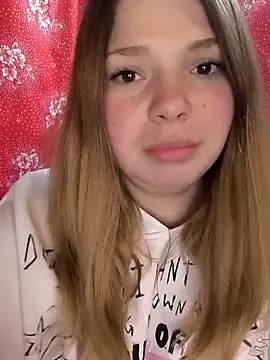 Snapshot of Zuli_Kiska chatting on March 13, 6:58 pm Zuli Kiska online show from March 13, 6:58 pm