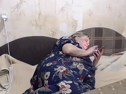 Ameliabusty online show from March 18, 6:04 pm