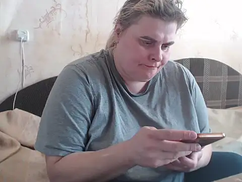 Ameliabusty online show from March 20, 10:43 am