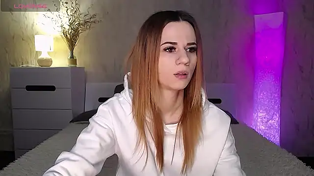 Snapshot of ItsAlisia chatting on February 15, 1:38 pm ItsAlisia online show from February 15, 1:38 pm