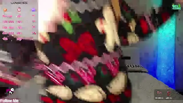 Snapshot of ItsAlisia chatting on February 18, 1:00 pm ItsAlisia online show from February 18, 1:00 pm