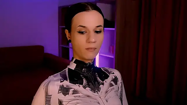 Snapshot of ItsAlisia chatting on November 5, 1:33 pm ItsAlisia online show from November 5, 1:33 pm