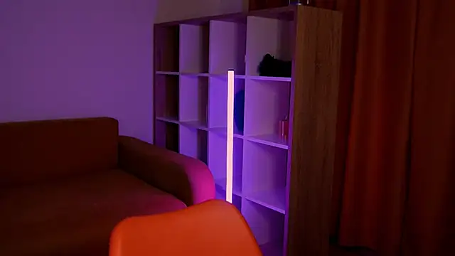 Snapshot of ItsAlisia chatting on November 12, 2:17 pm ItsAlisia online show from November 12, 2:17 pm