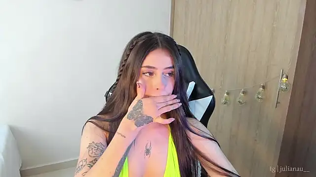 iriswest  online show from January 13, 10:13 pm