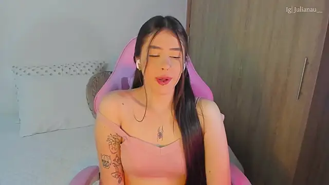 iriswest  online show from March 13, 2:16 am