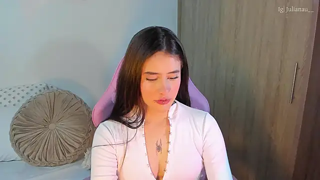 iriswest  online show from March 23, 2:26 am