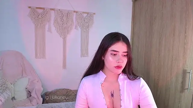 iriswest  online show from June 7, 2:05 am
