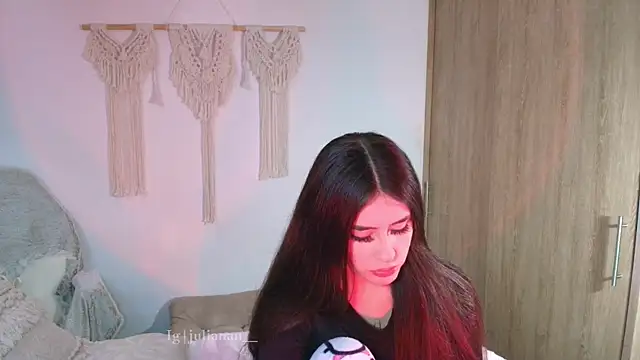 iriswest  online show from July 13, 2:36 am