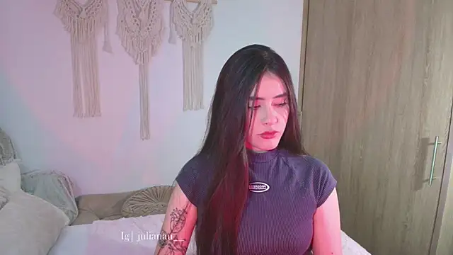 iriswest  online show from July 25, 3:04 am
