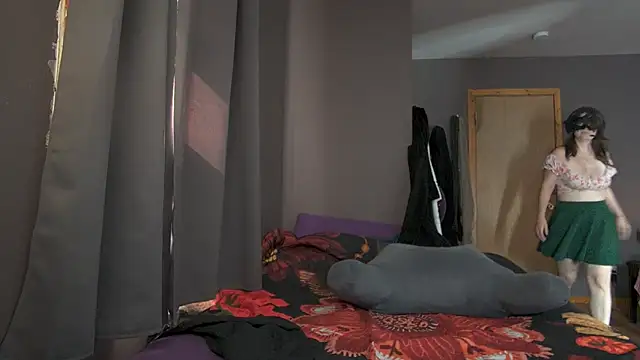 missteriousbelle online show from September 23, 6:00 pm