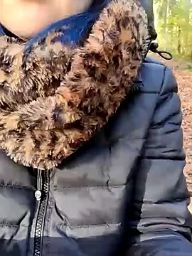 Snapshot of beauty-of-pain chatting on November 4, 10:03 am beauty-of-pain online show from November 4, 10:03 am