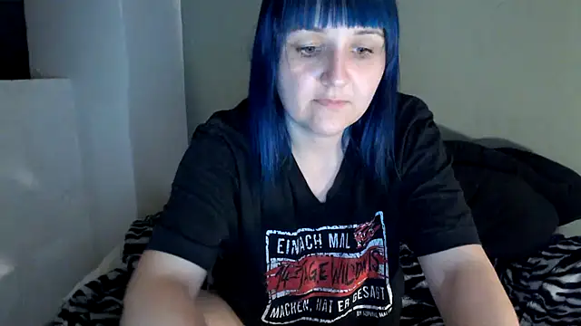beauty-of-pain online show from July 14, 10:15 pm