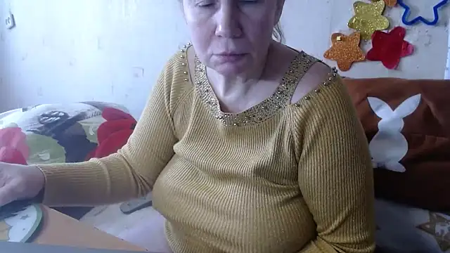 Snapshot of QueenLana chatting on February 21, 7:23 am QueenLana online show from February 21, 7:23 am