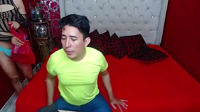 shannentrans online show from March 21, 7:02 pm