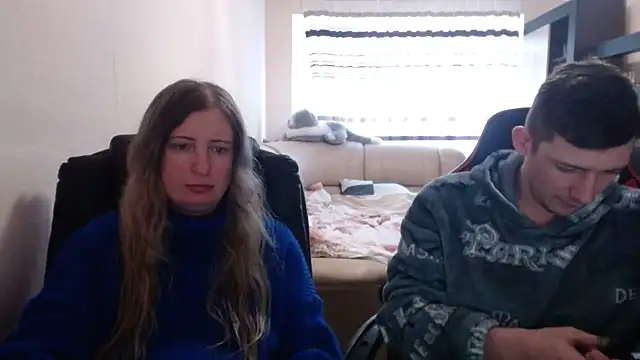 Snapshot of PeterAndJen chatting on March 17, 3:18 pm PeterAndJen online show from March 17, 3:18 pm