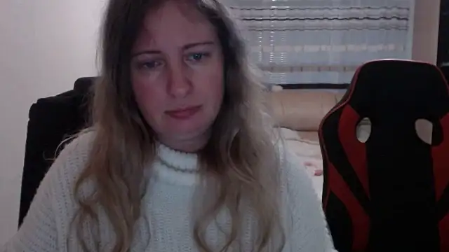 Snapshot of PeterAndJen chatting on March 22, 7:42 pm PeterAndJen online show from March 22, 7:42 pm