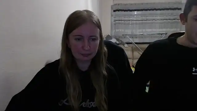 Snapshot of PeterAndJen chatting on October 8, 7:55 pm PeterAndJen online show from October 8, 7:55 pm