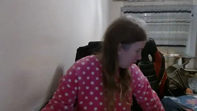 PeterAndJen online show from January 7, 7:38 pm