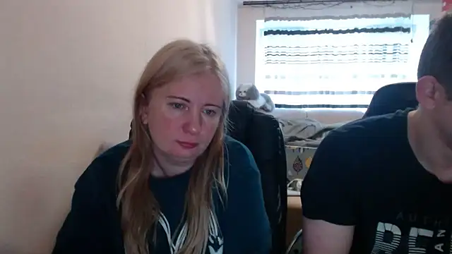 PeterAndJen online show from April 30, 5:47 am