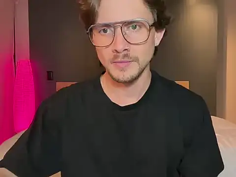 mcklister kinky feets online show from February 14, 1:35 am