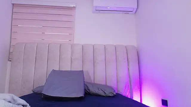 timkerbell  online show from March 5, 7:21 pm