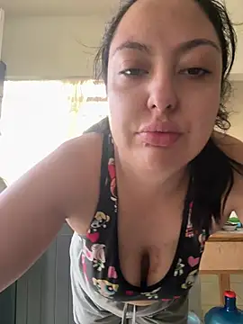 MileyGia online show from July 25, 3:09 pm