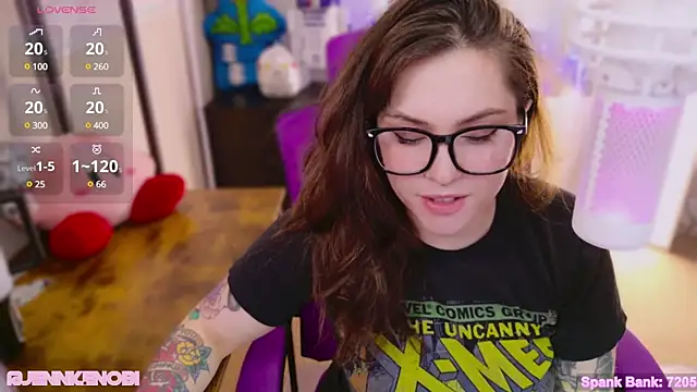 JennKenobi online show from March 3, 3:31 pm