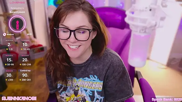 JennKenobi online show from March 4, 10:27 pm