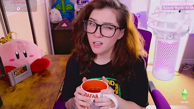 JennKenobi online show from March 10, 3:20 pm