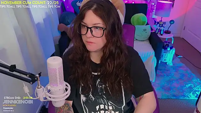 JennKenobi online show from November 19, 3:23 pm