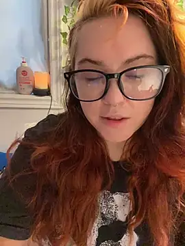 JennKenobi online show from July 27, 12:34 pm