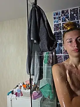 kylie blck online show from May 28, 2:31 am