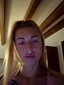 kylie blck online show from May 31, 2:42 am