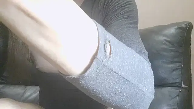 annitsx online show from July 13, 7:44 am