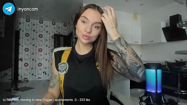 Snapshot of _in_yan chatting on January 26, 4:51 am in yan online show from January 26, 4:51 am